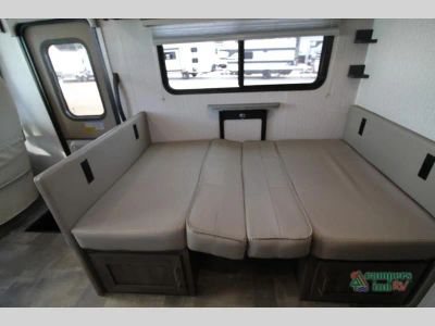 2022 Coachmen RV Pursuit — photo 33 view