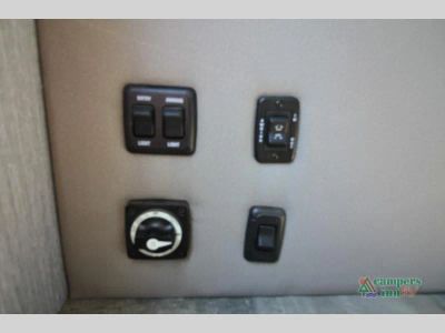 2022 Coachmen RV Pursuit — photo 12 view