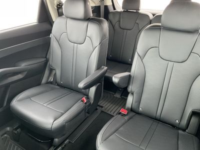 2026 Kia Sorento Hybrid - Photo 7