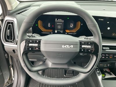 2026 Kia Sorento Hybrid - Photo 14