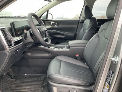 2026 Kia Sorento Hybrid - Photo 9