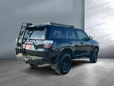 2021 Toyota 4Runner - Photo 6