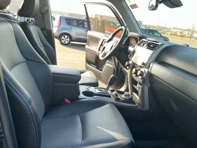 2021 Toyota 4Runner - Photo 20