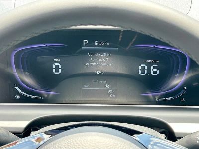 2026 Kia Seltos — photo 12 view