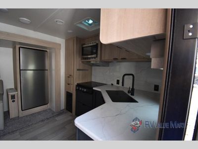 2023 Winnebago Minnie - Photo 8