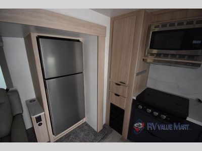 2023 Winnebago Minnie - Photo 12