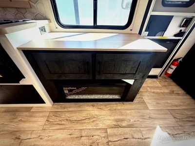 2026 Venture RV Sienna - Photo 9