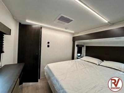 2026 Cherokee Arctic Wolf 3650SUITE - Photo 42
