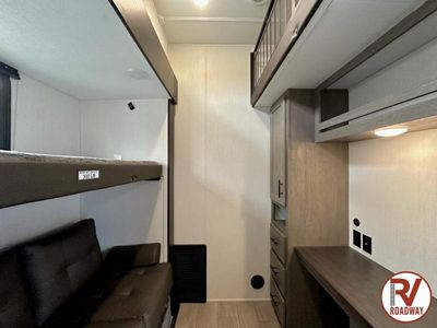 2026 Cherokee Arctic Wolf 3650SUITE - Photo 25