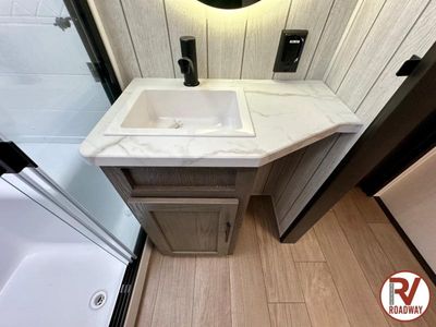 2026 Cherokee Arctic Wolf 3650SUITE - Photo 35