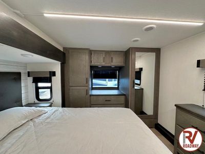 2026 Cherokee Arctic Wolf 3650SUITE - Photo 37