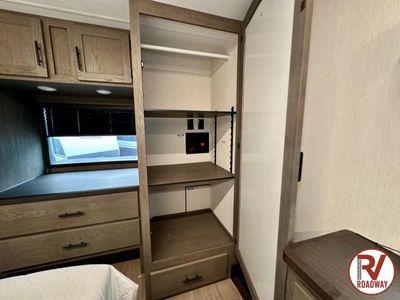 2026 Cherokee Arctic Wolf 3650SUITE - Photo 40
