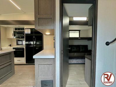 2026 Cherokee Arctic Wolf 3650SUITE - Photo 10