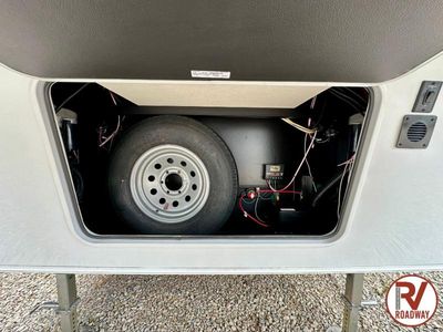 2026 Cherokee Arctic Wolf 3650SUITE - Photo 7
