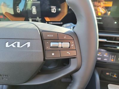 2026 Kia Sportage — photo 12 view