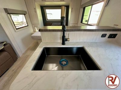 2026 Forest River RV Surveyor Legend — photo 24 view