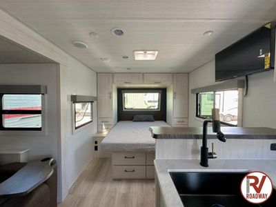 2026 Forest River RV Surveyor Legend — photo 14 view