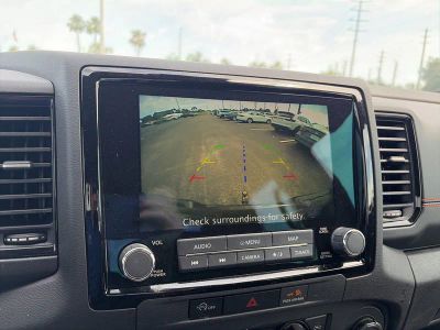 2024 Nissan Frontier — photo 16 view