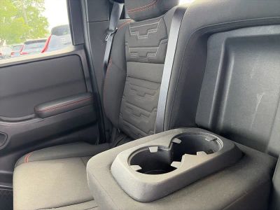 2024 Nissan Frontier — photo 11 view