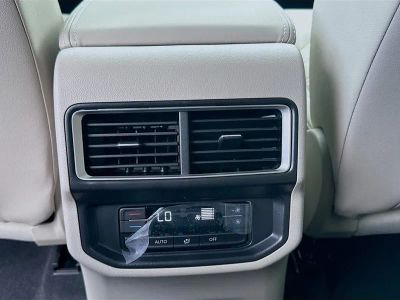 2026 Volkswagen Atlas — photo 19 view