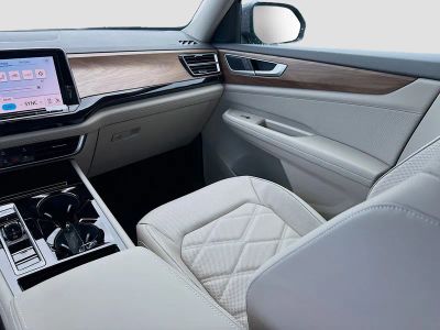 2026 Volkswagen Atlas — photo 18 view