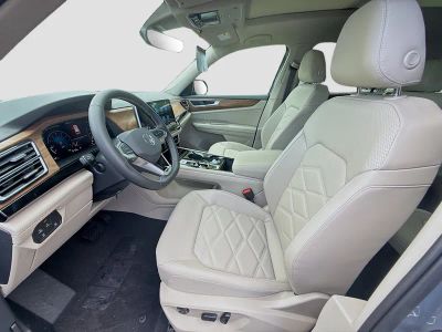 2026 Volkswagen Atlas — photo 16 view