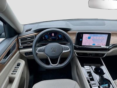 2026 Volkswagen Atlas — photo 17 view