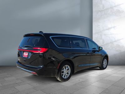 2024 Chrysler Pacifica - Photo 6