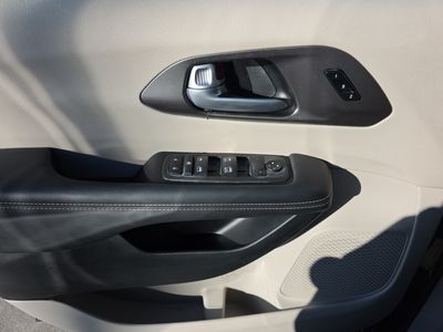 2024 Chrysler Pacifica - Photo 20