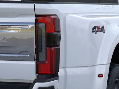 2026 Ford F-450SD - Photo 16