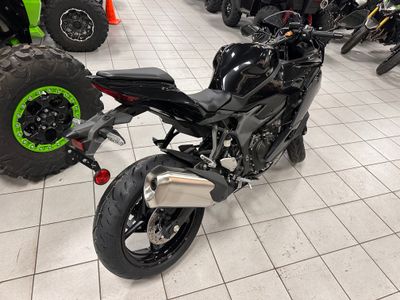 2026 Kawasaki Ninja ZX-4R ABS - Photo 3