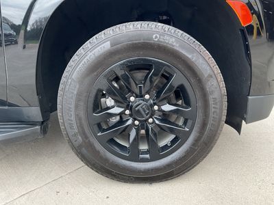 2024 Chevrolet Tahoe - Photo 10