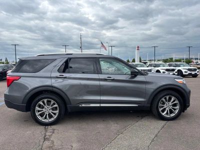 2021 Ford Explorer — interior view