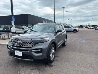 2021 Ford Explorer Limited in Gray Metallic — front three-quarter view
