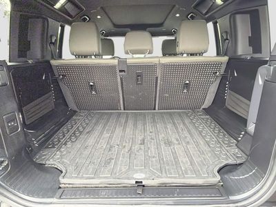 2021 Land Rover Defender 110 - Photo 12