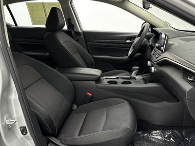 2025 Nissan Altima - Photo 31