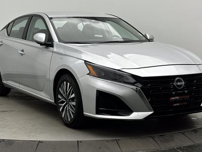 2025 Nissan Altima - Photo 3