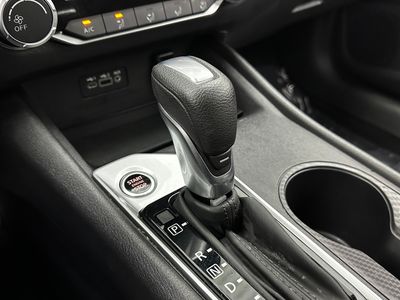 2025 Nissan Altima - Photo 14
