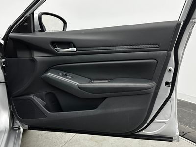 2025 Nissan Altima - Photo 29
