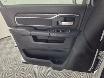 2026 Ram 2500 — photo 16 view