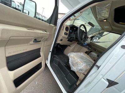 2026 Thor Motor Coach Chateau - Photo 32