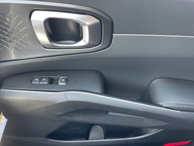 2026 Kia Sorento — photo 10 view