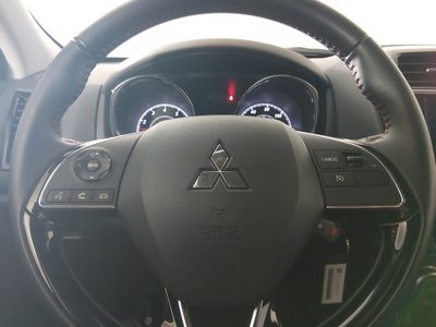 2025 Mitsubishi Outlander Sport - Photo 12