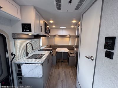 2026 Thor Motor Coach Geneva - Photo 6