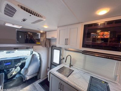 2026 Thor Motor Coach Geneva - Photo 4