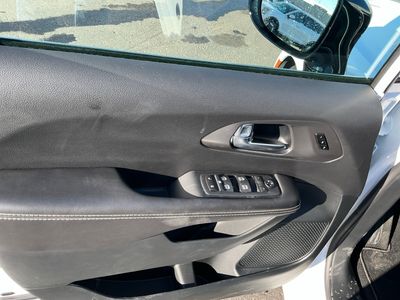 2026 Chrysler Pacifica — photo 14 view