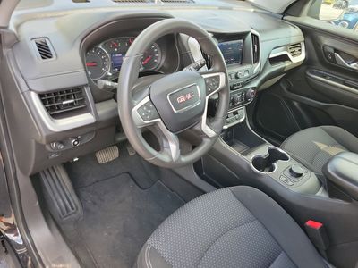 2022 GMC Terrain - Photo 3