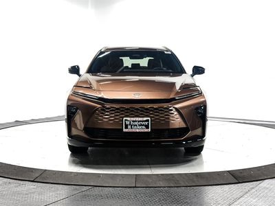 2025 Toyota Crown Signia - Photo 2