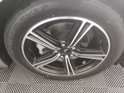 2025 Ford Mustang - Photo 10
