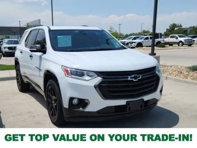 2019 Chevrolet Traverse Premier in Summit White — front three-quarter view